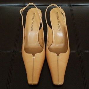Slingback pumps - Like New!